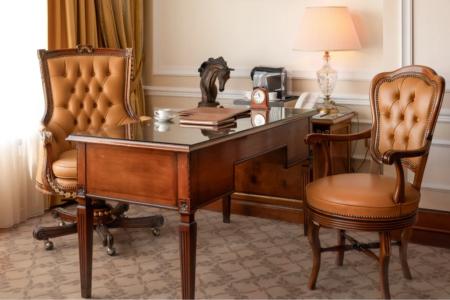 Фото 6 номера Ambassador Suite