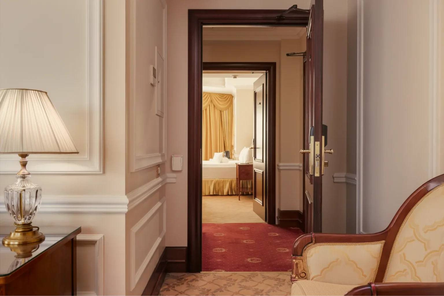 Фото 2 номера Executive Suite