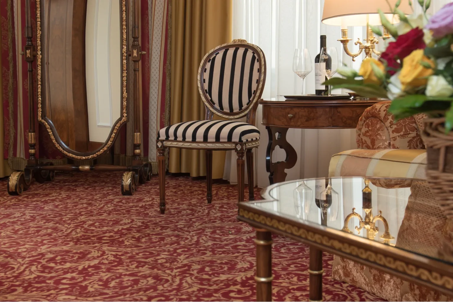 Фото 3 номера Presidential Suite